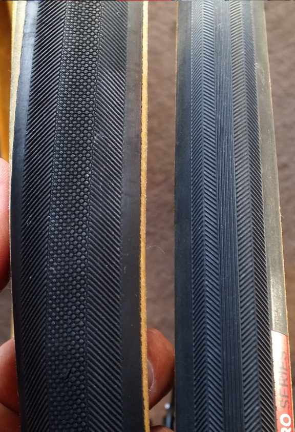 Tread pattern: unmounted Veloflex Masters (L) Vittoria Open Corsa SC (R) 