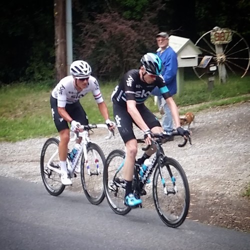 Froome and Kennaugh cresting Myers Creek Rd.